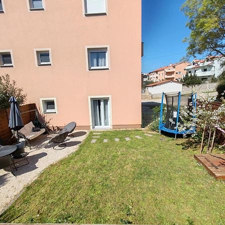 Apartman Teo Medulin Exteriör bild