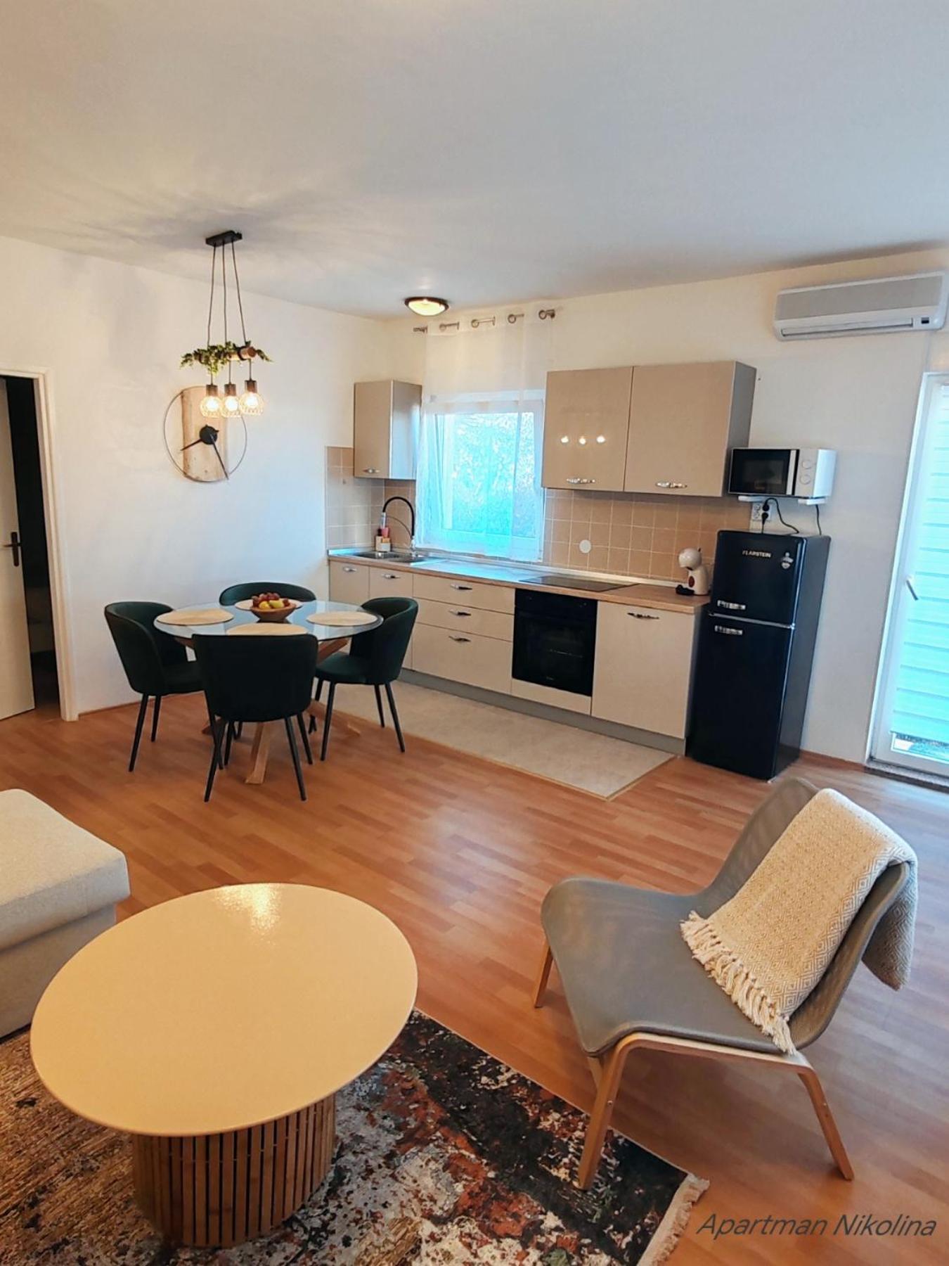 Apartman Teo Medulin Exteriör bild