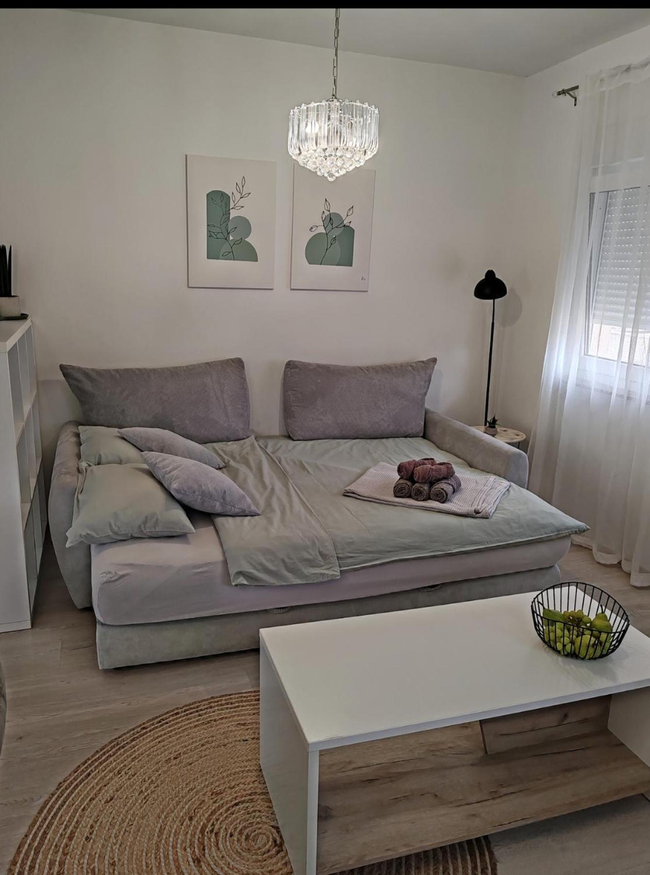 Apartman Teo Medulin Exteriör bild